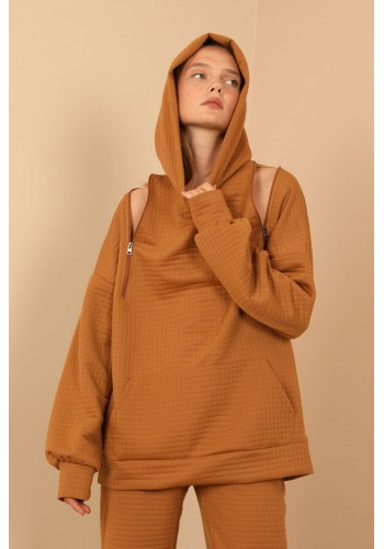 Petek Kumaş Uzun Kol Kapüşonlu Fermuar Detaylı Kadın Sweatshirt-Camel