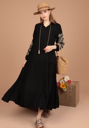Viskon Kumaş Nakışlı Kadın Elbise-Siyah