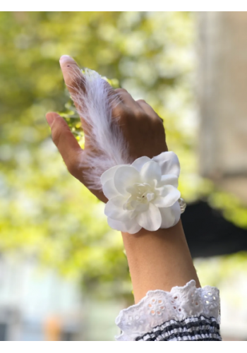 Bride To Be Nedime Gelin Bilekliği Tüy Ve İnci Boncuk Detaylı Beyaz Renkli Bekarlığa Veda Partisi Bilekliği 10 Adet