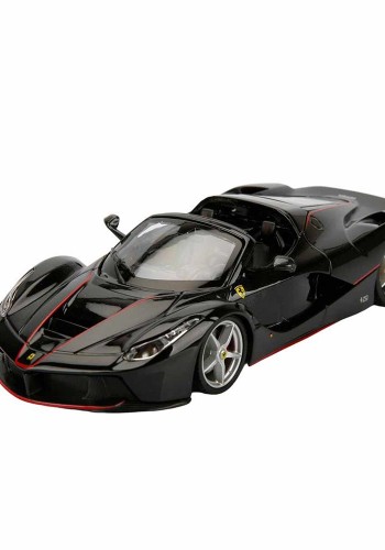 Bburago 1:24 Ferrari Model Araba