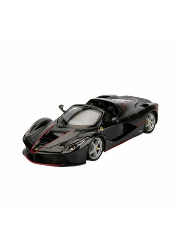 Bburago 1:24 Ferrari Model Araba